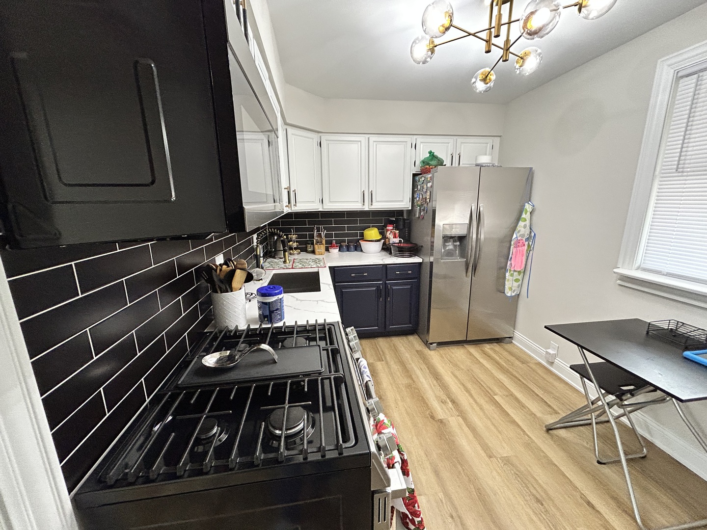 430 Oak Street, Des Plaines, IL 60016