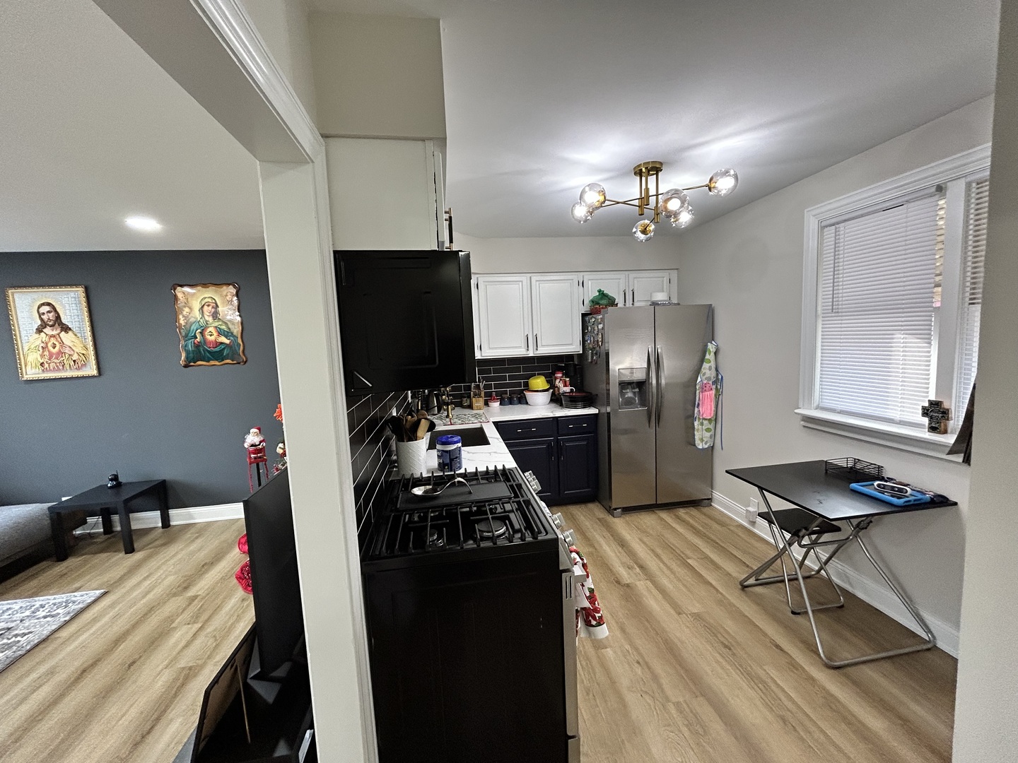 430 Oak Street, Des Plaines, IL 60016