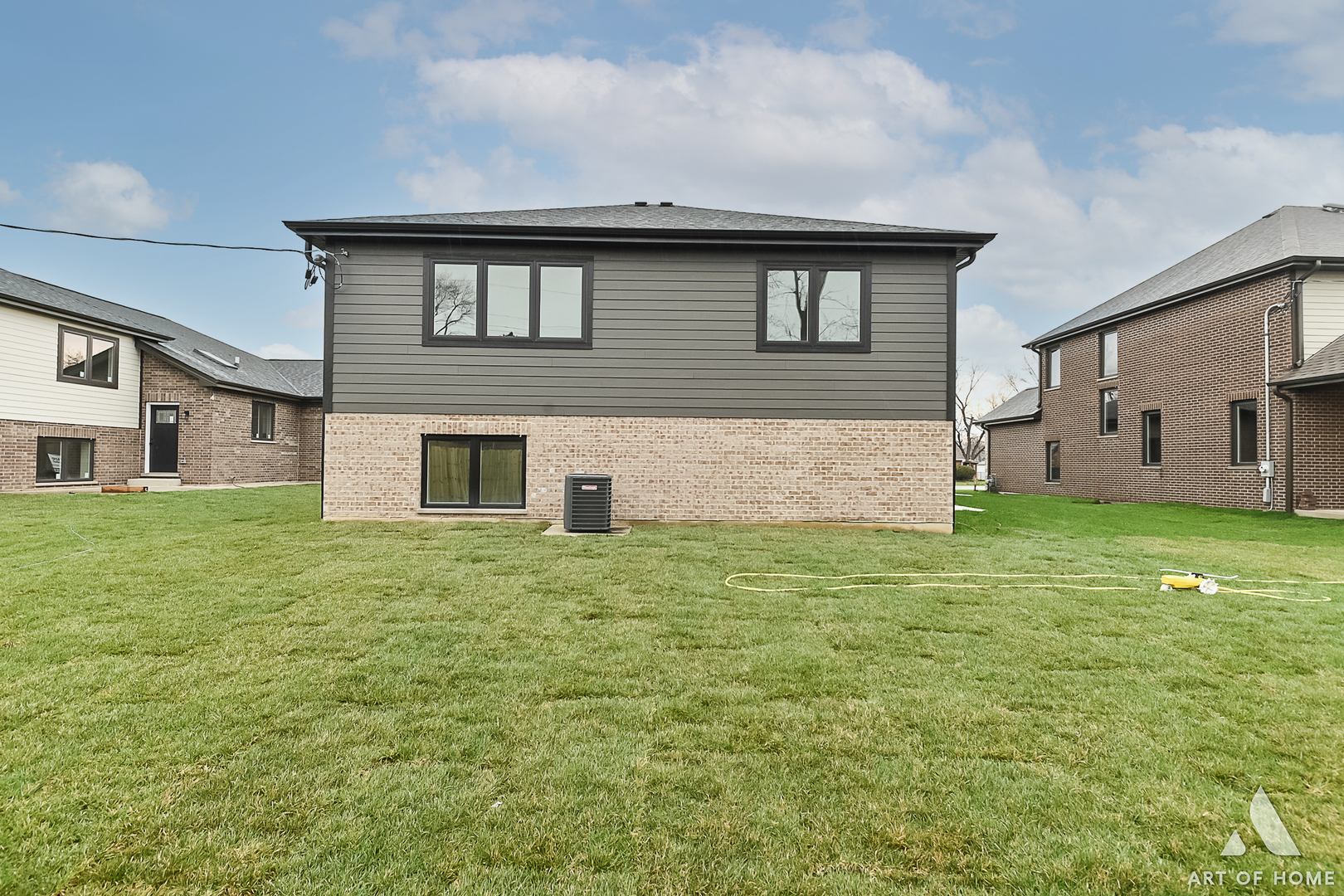 8039 S 85th Court, Justice, IL 60458