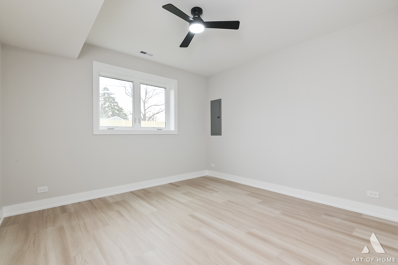 8039 S 85th Court, Justice, IL 60458