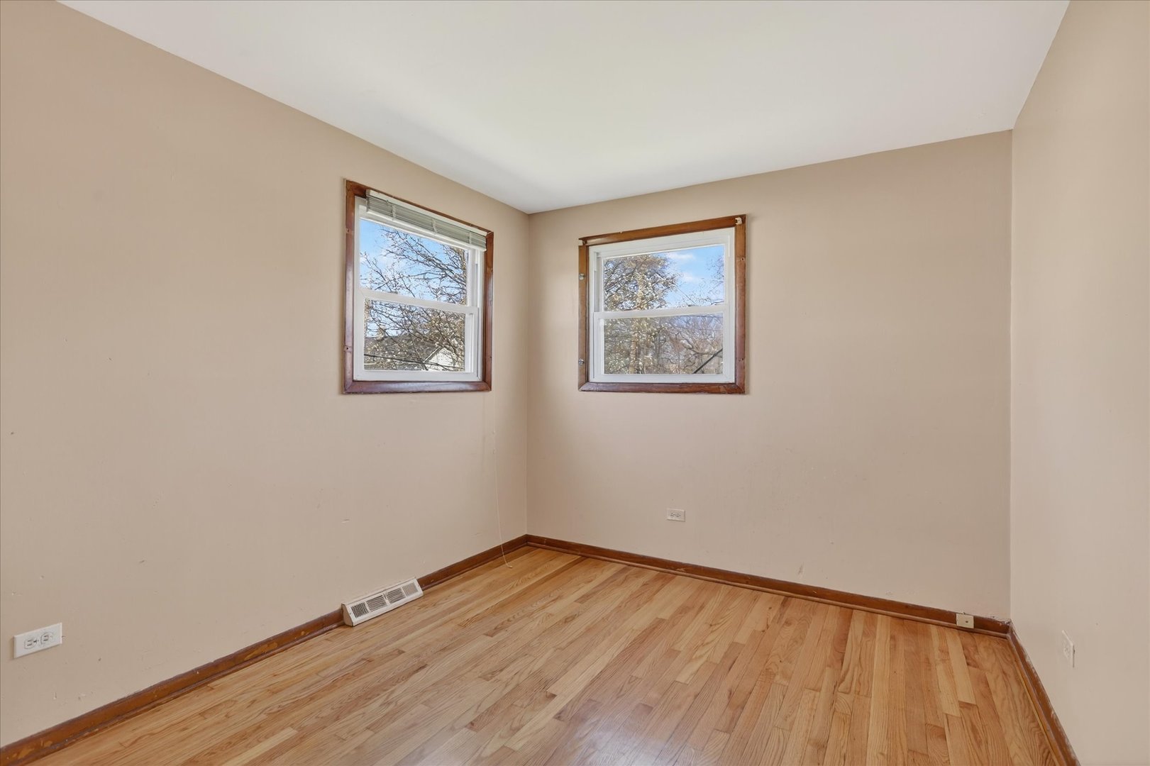 14911 Page Avenue, Harvey, IL 60426