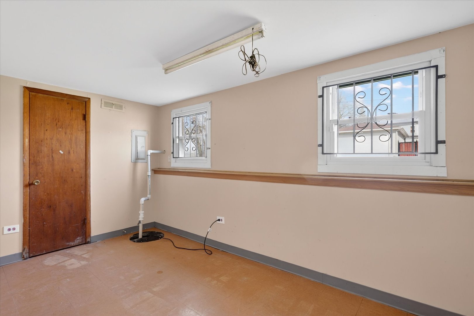 14911 Page Avenue, Harvey, IL 60426