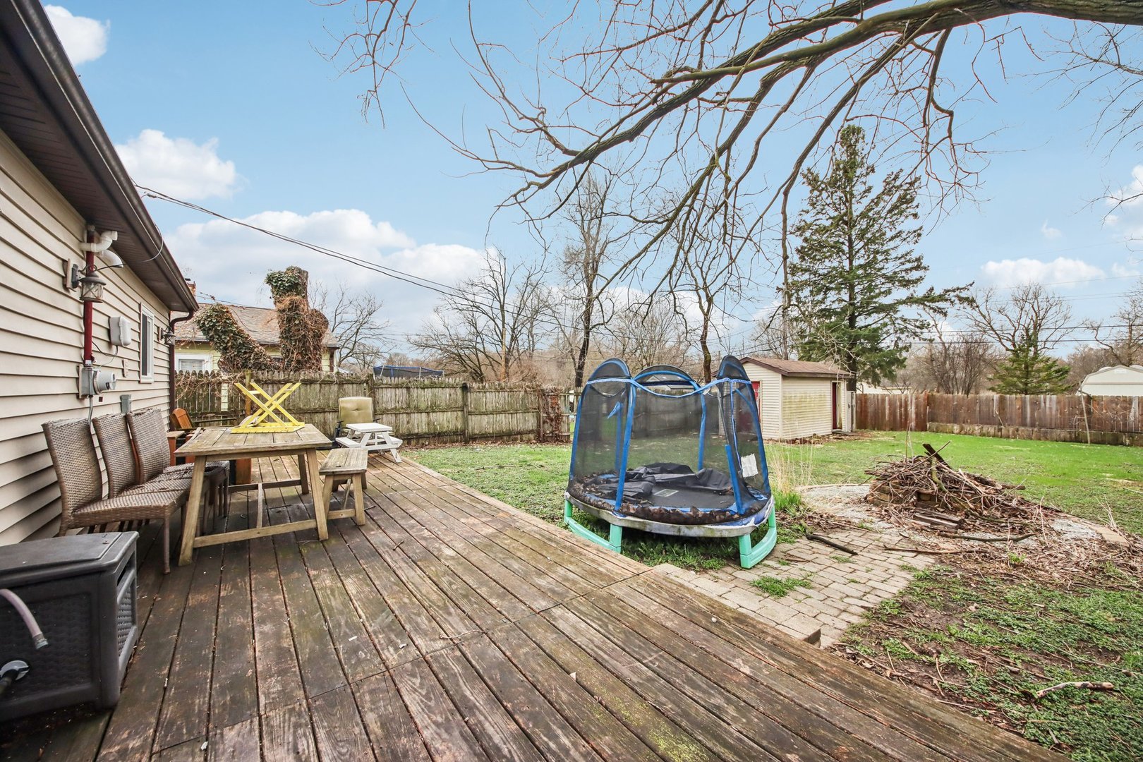 65 Della Street, Crystal Lake, IL 60014