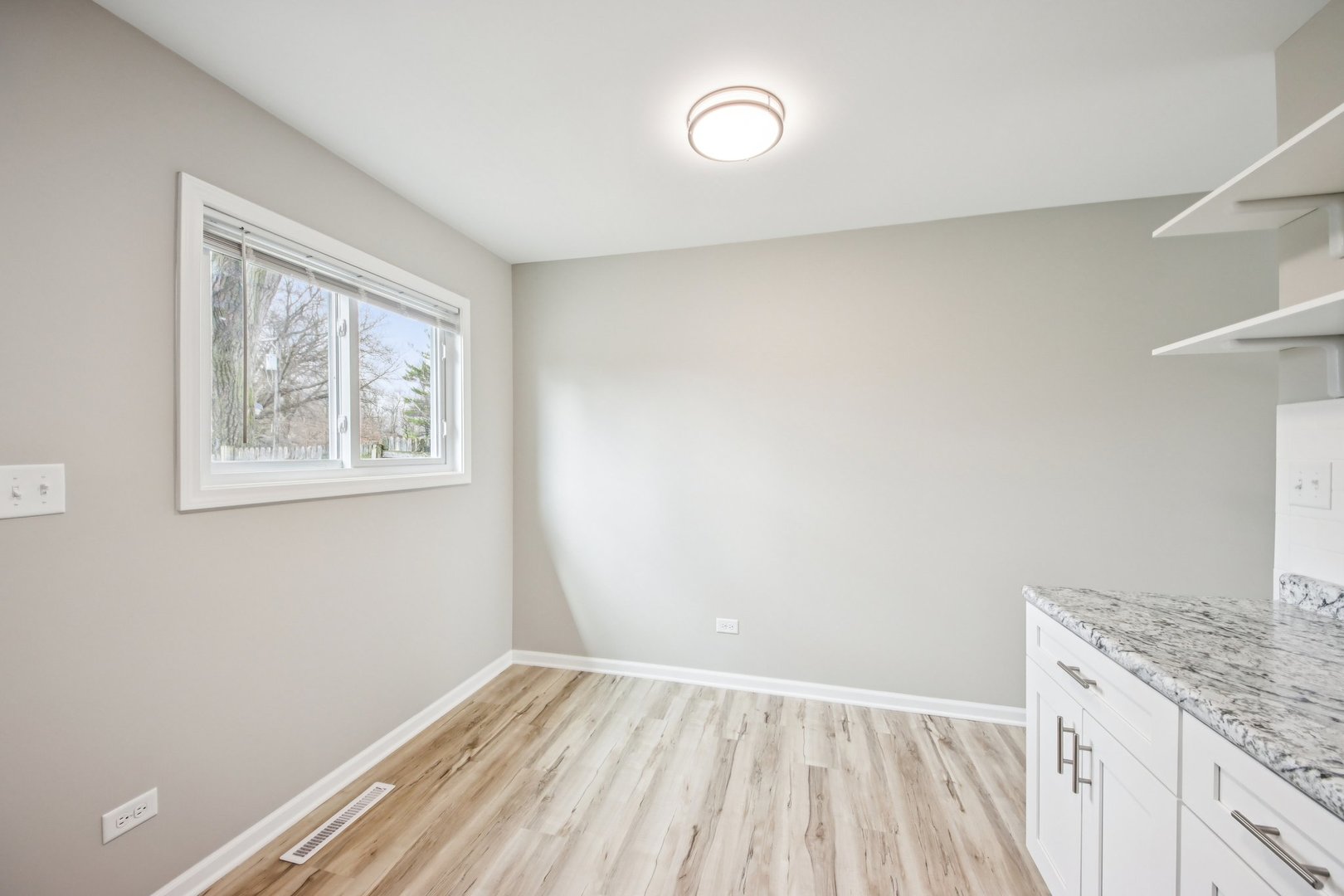 65 Della Street, Crystal Lake, IL 60014