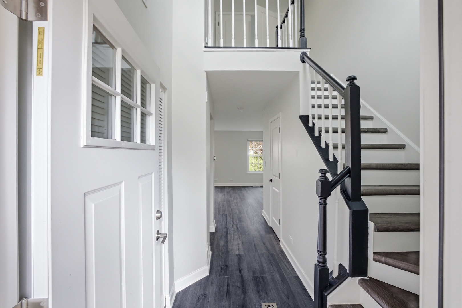 1941 Quaker Hollow Lane #1941, Streamwood, IL 60107