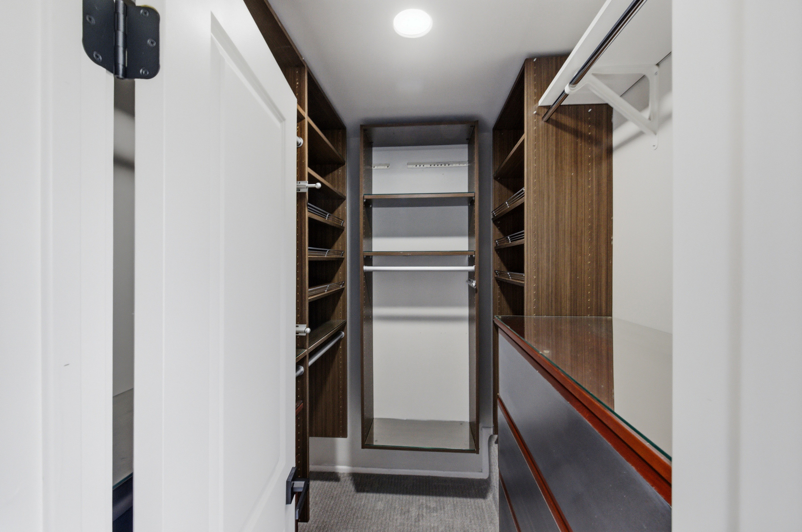 1941 Quaker Hollow Lane #1941, Streamwood, IL 60107