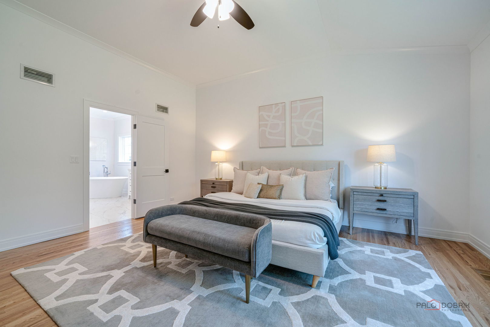 707 Brierhill Road, Deerfield, IL 60015