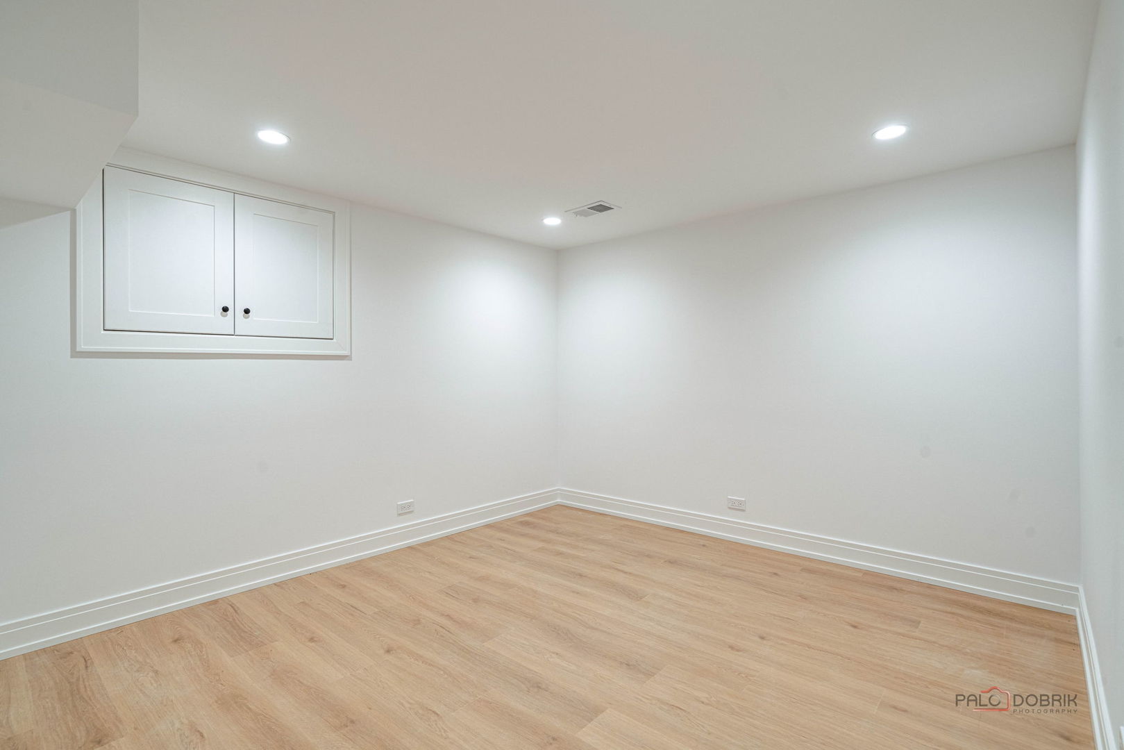 707 Brierhill Road, Deerfield, IL 60015