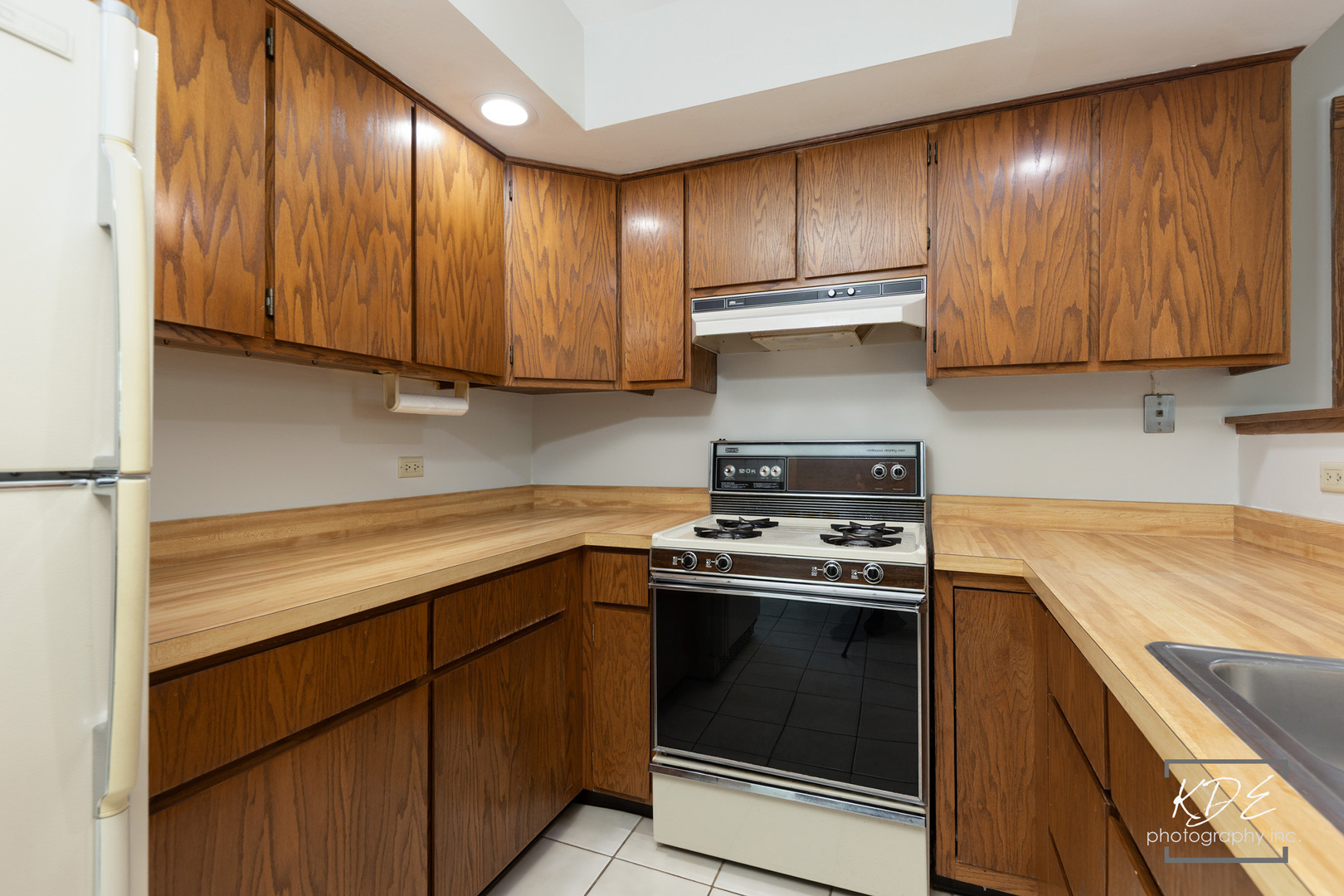 1213 Yorkshire Drive, Naperville, IL 60563