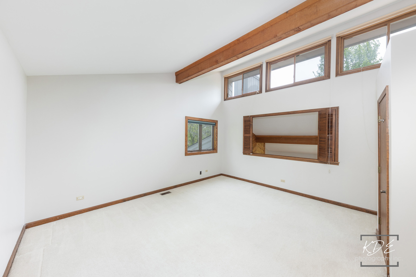1213 Yorkshire Drive, Naperville, IL 60563