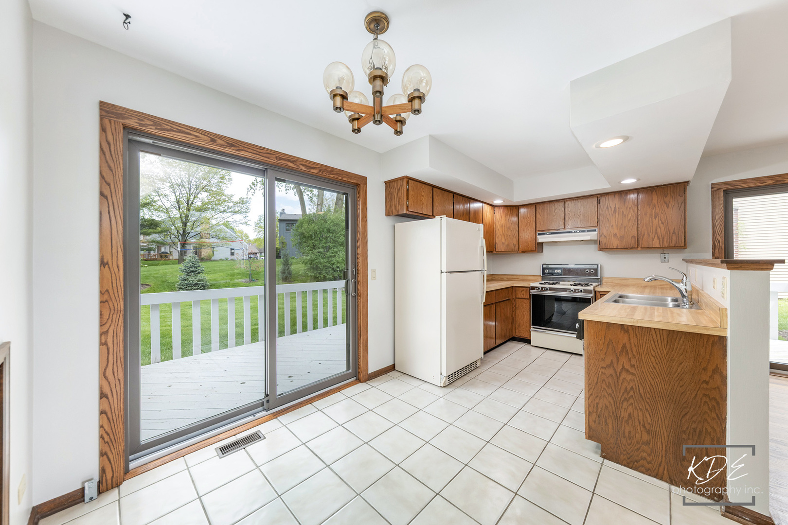 1213 Yorkshire Drive, Naperville, IL 60563