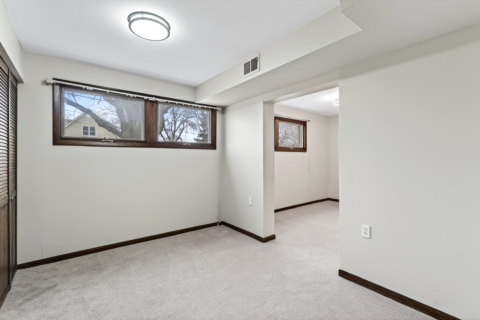 305 S 13th Street, St. Charles, IL 60174