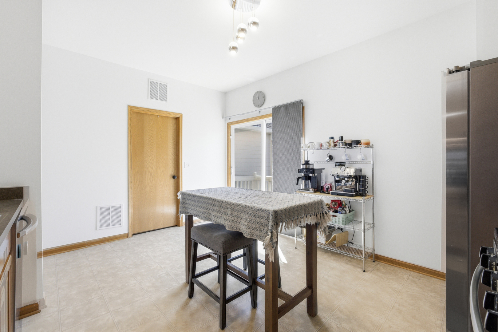 3370 Cameron Drive, Elgin, IL 60124