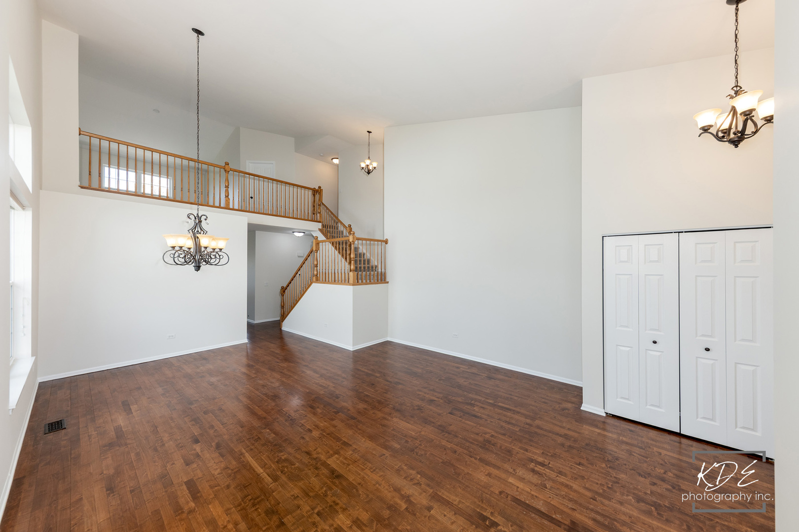 21102 Windsor Lake Way, Crest Hill, IL 60403