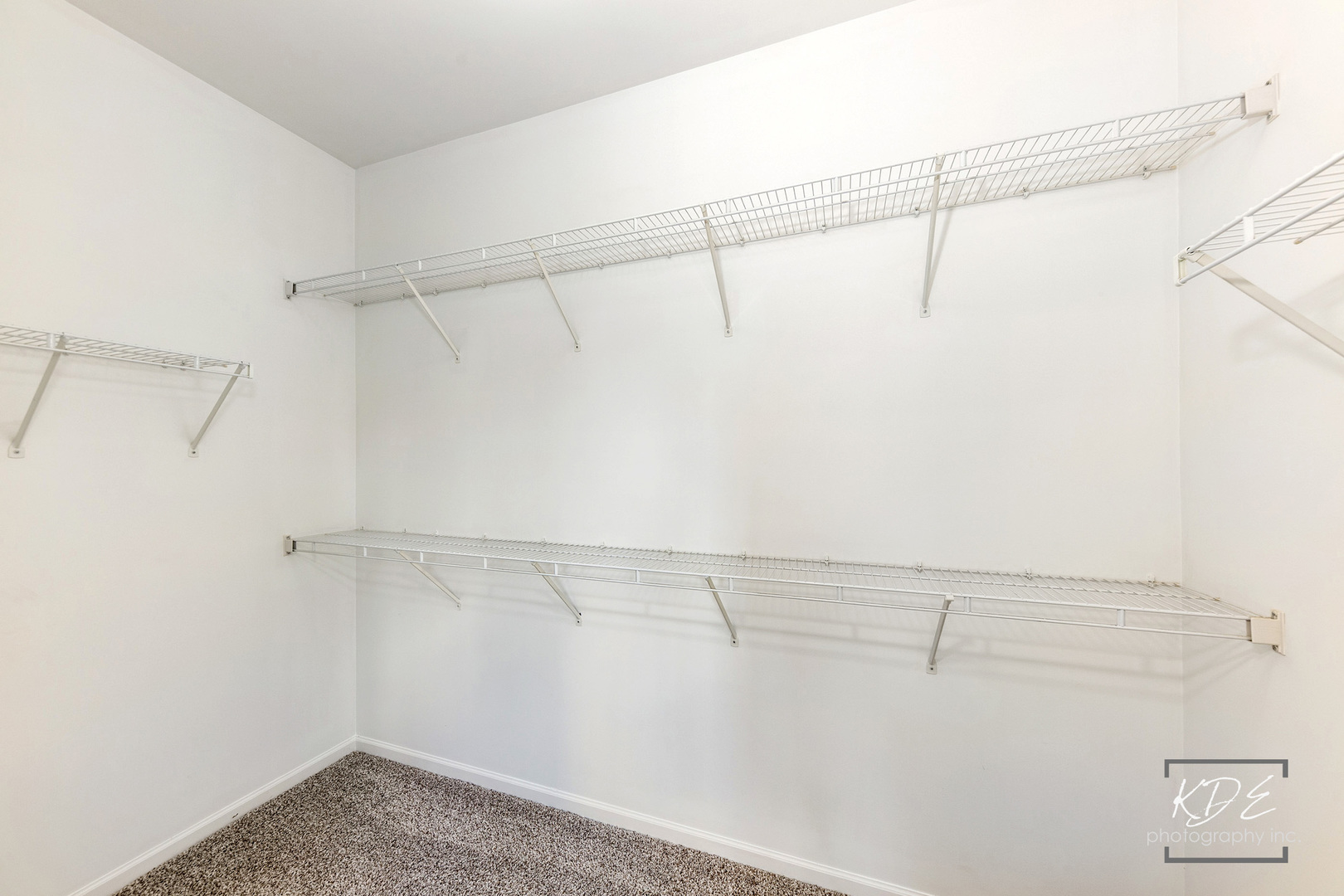 21102 Windsor Lake Way, Crest Hill, IL 60403