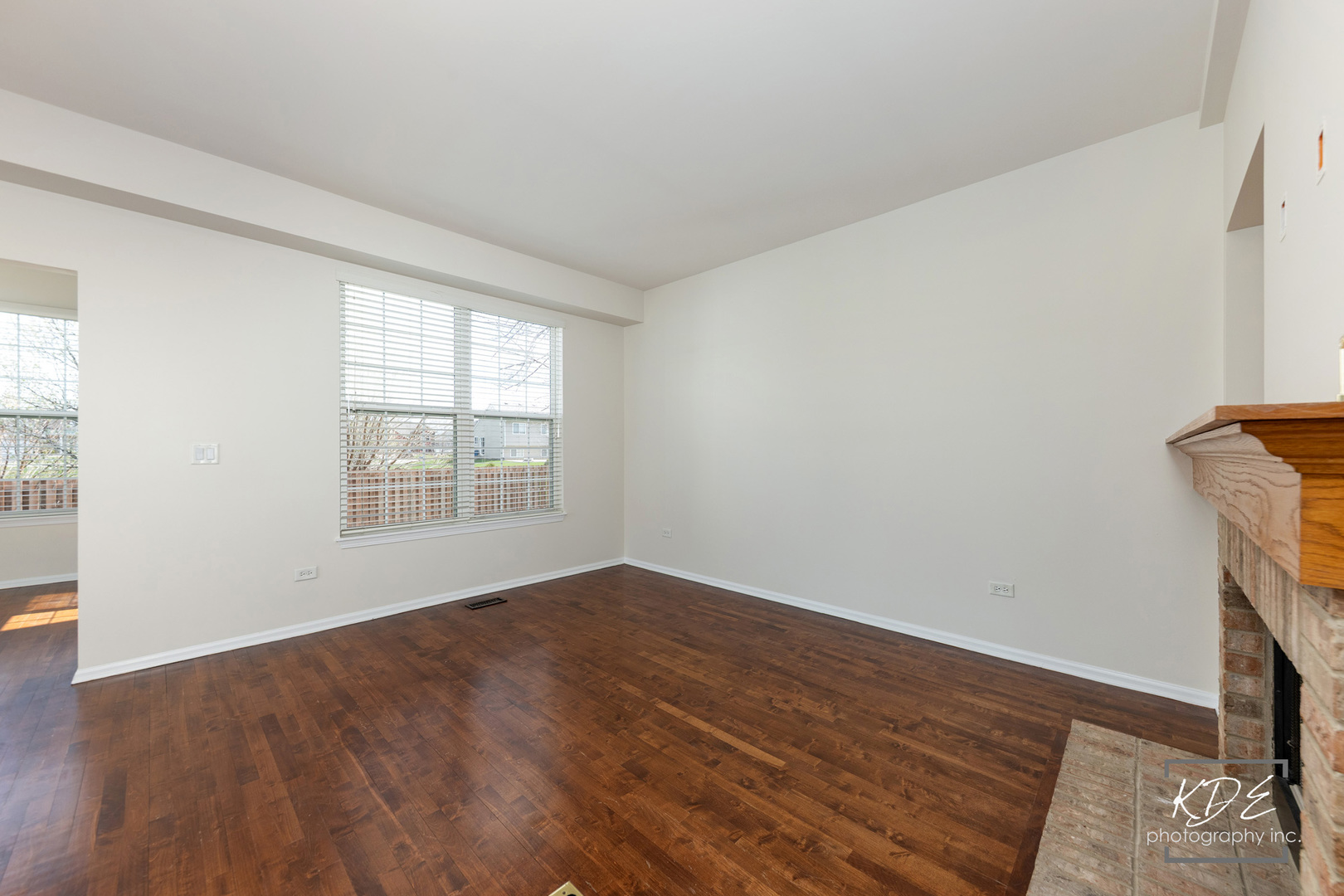 21102 Windsor Lake Way, Crest Hill, IL 60403