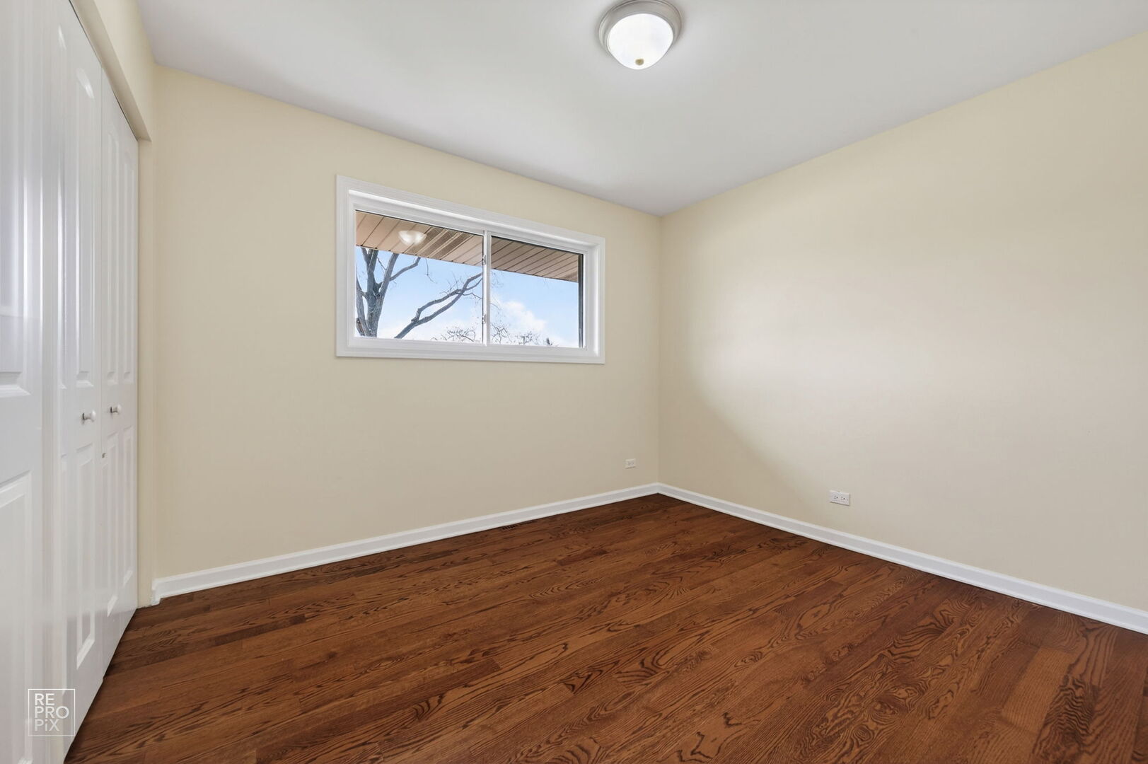 420 Berkshire Lane, Des Plaines, IL 60016