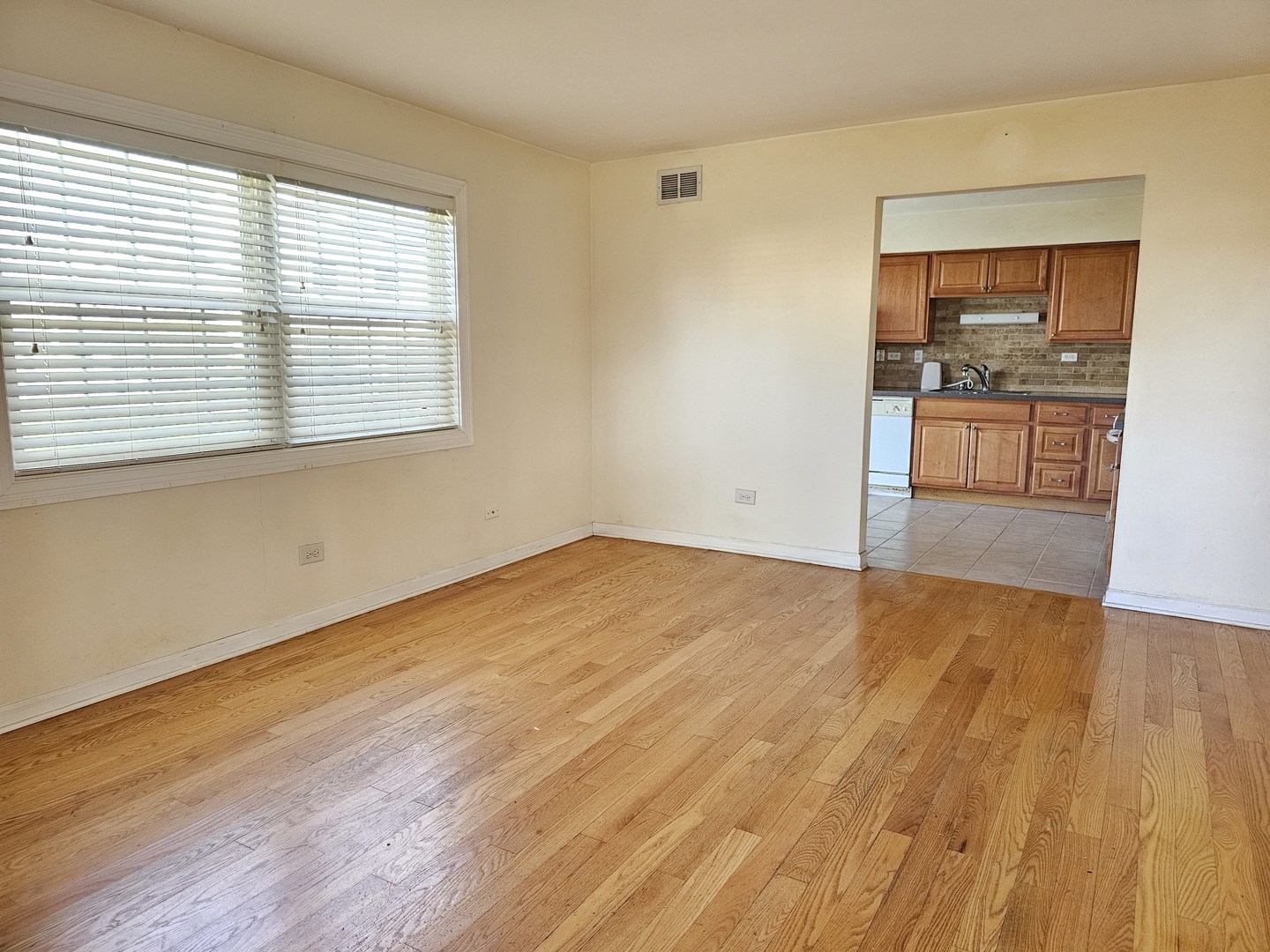 592 LOTUS Court #114-A, Wheeling, IL 60090