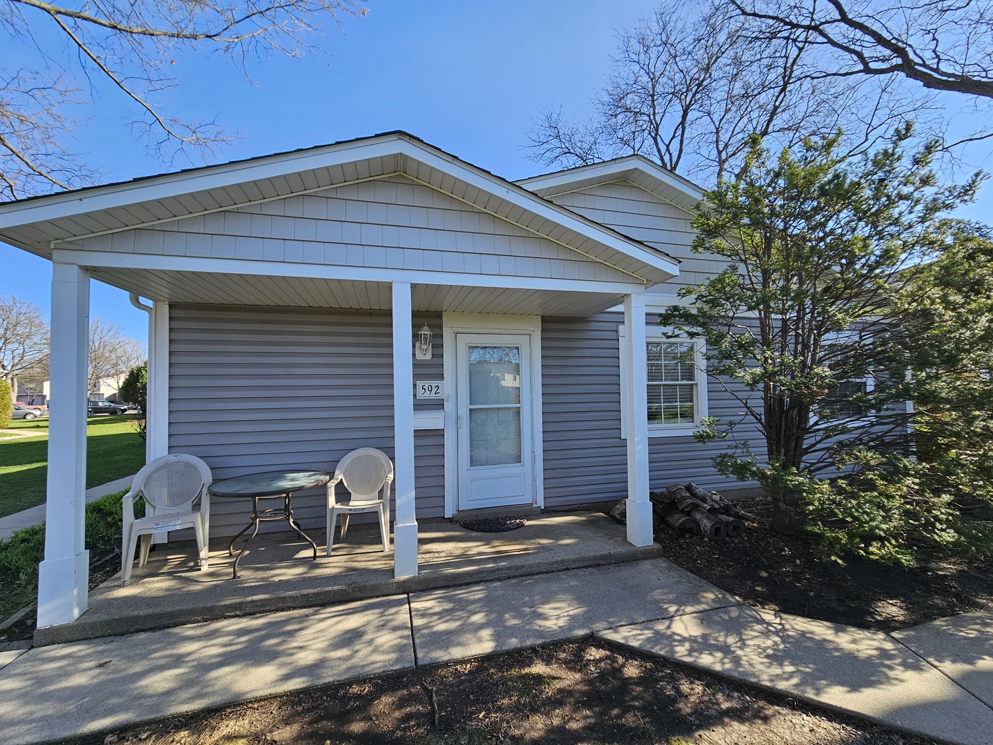 592 LOTUS Court #114-A, Wheeling, IL 60090