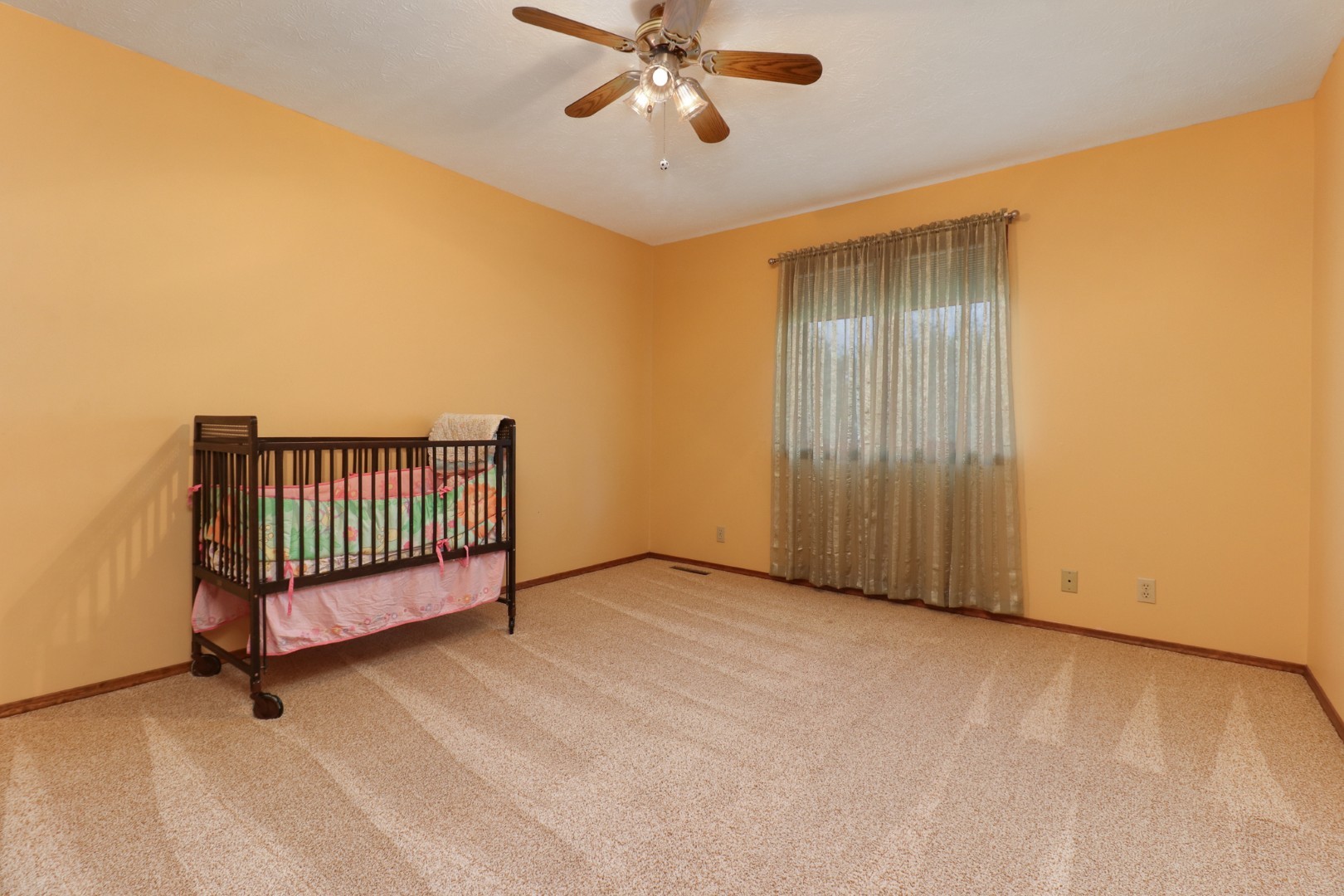 1005 S Hershey Road, Bloomington, IL 61704