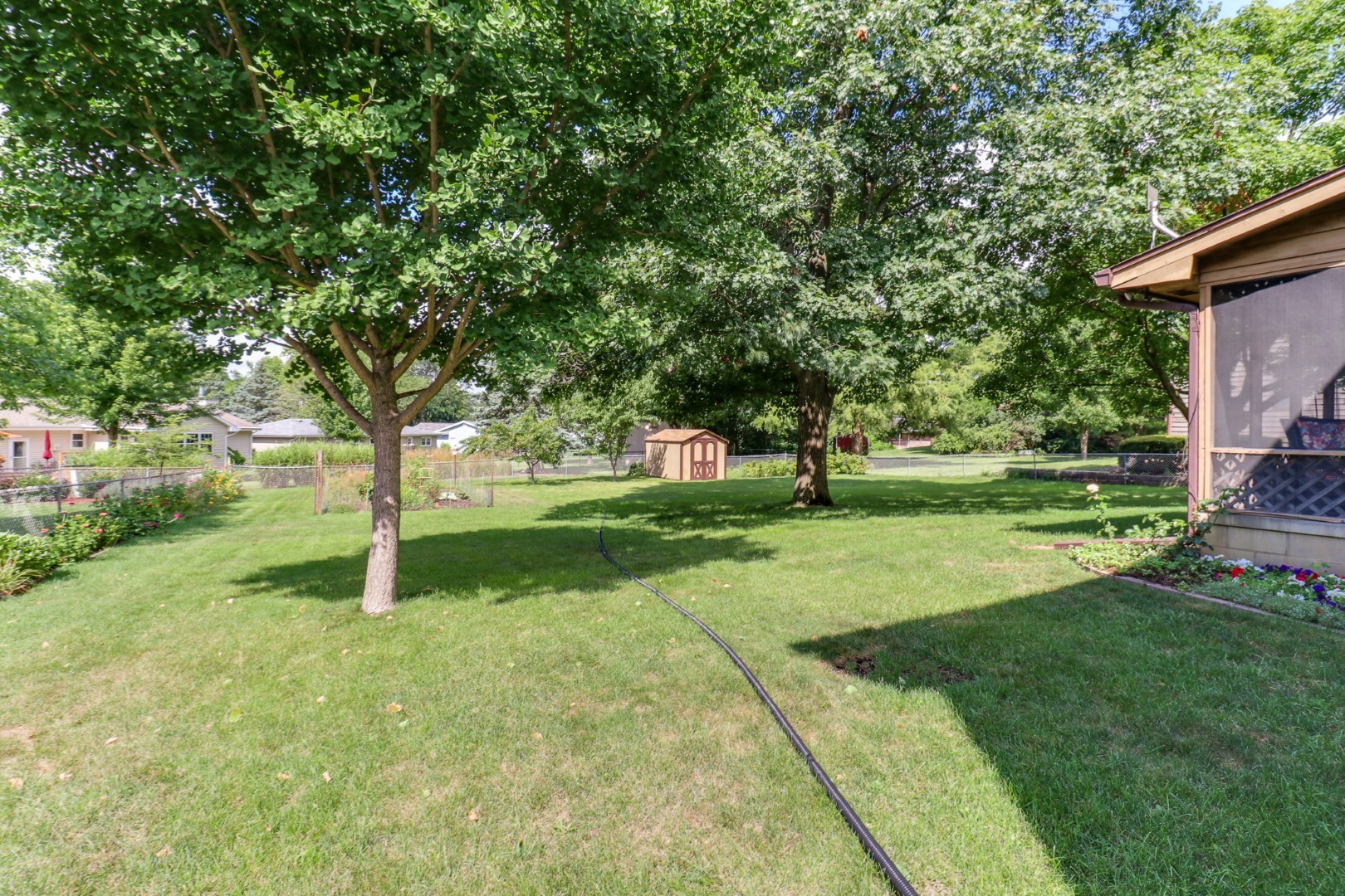 1005 S Hershey Road, Bloomington, IL 61704