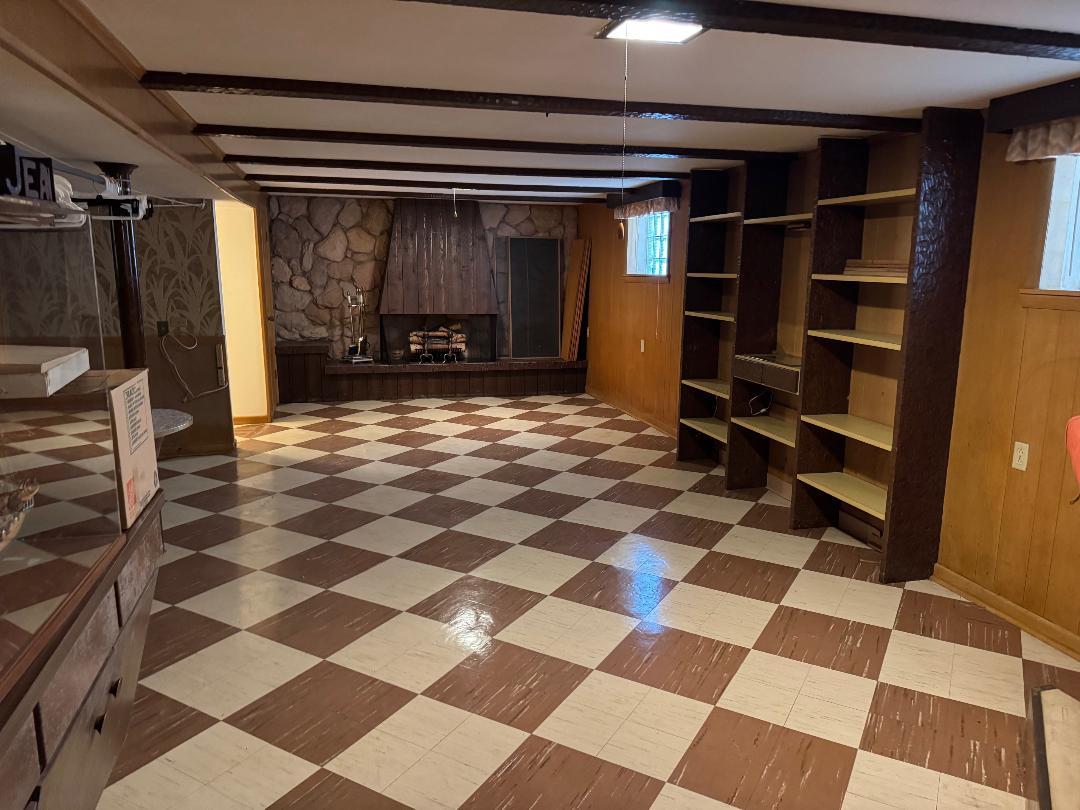 5805 N Merrimac Avenue, Chicago, IL 60646