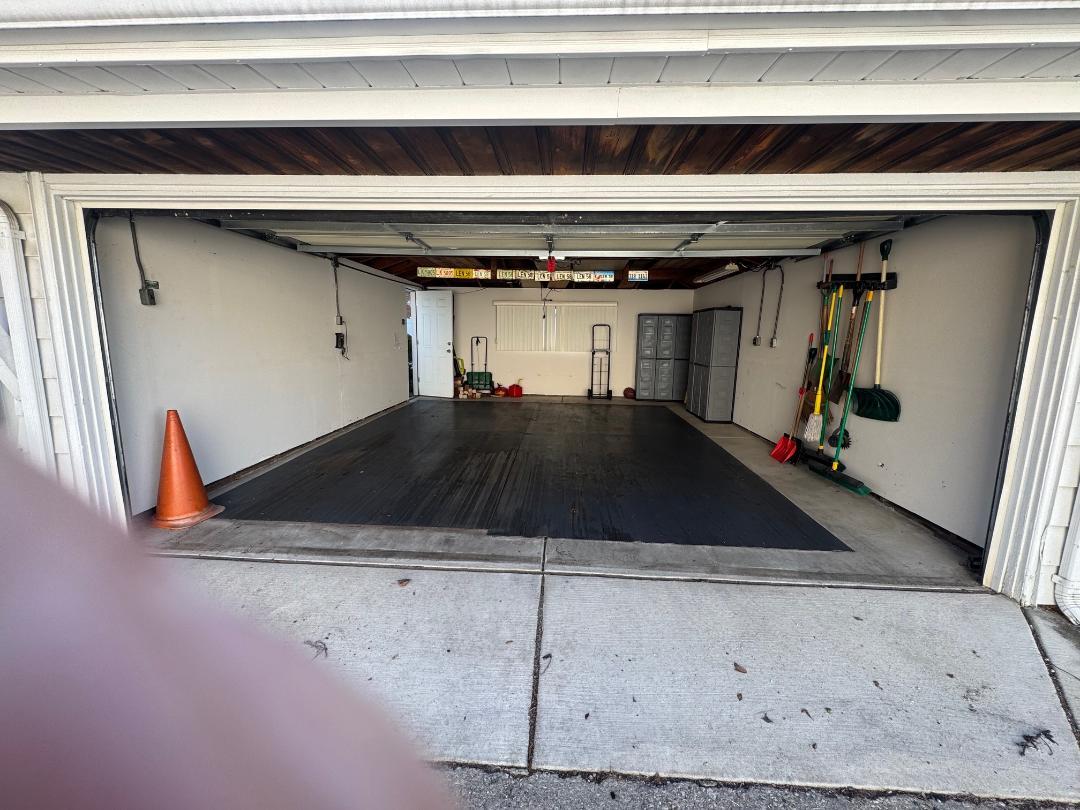 5805 N Merrimac Avenue, Chicago, IL 60646