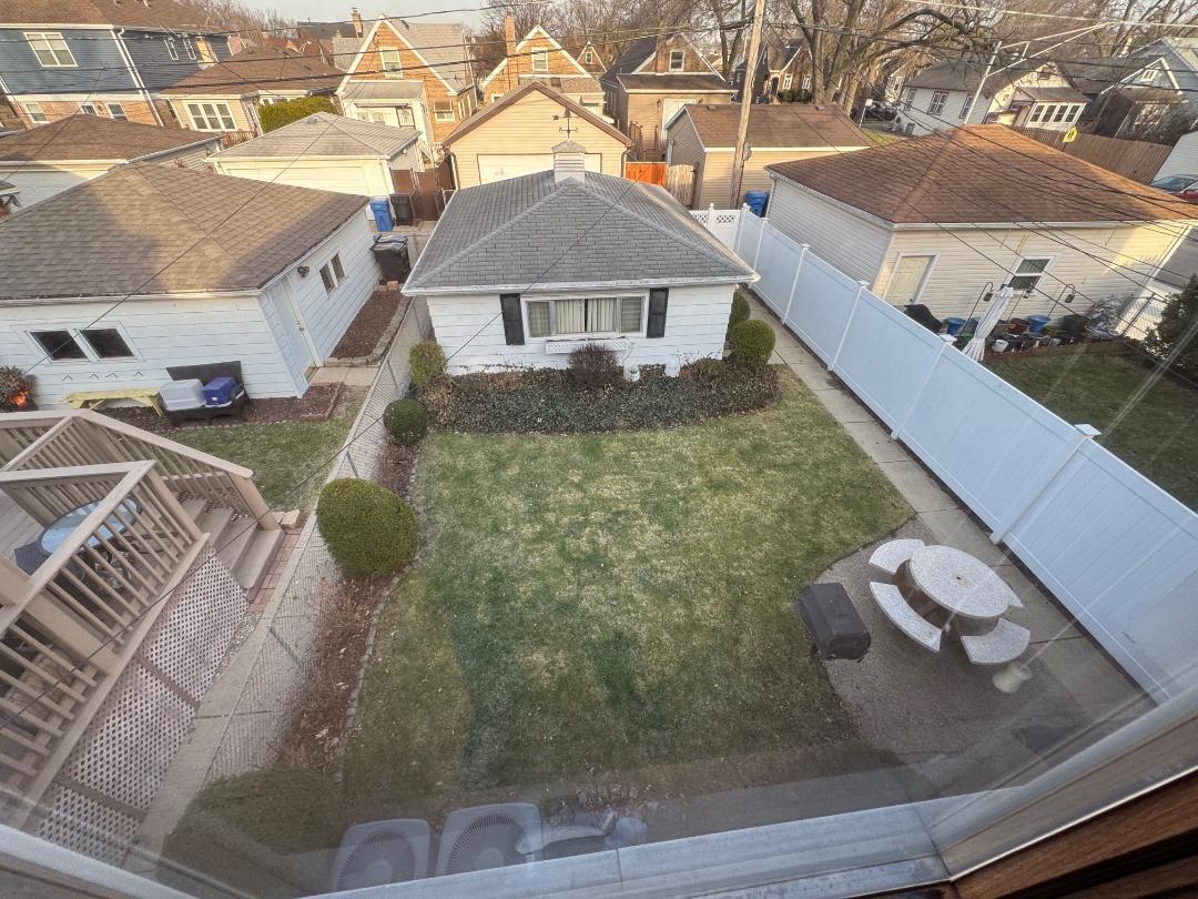 5805 N Merrimac Avenue, Chicago, IL 60646