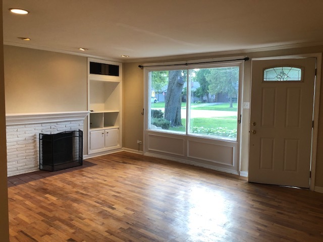 133 N Woodlawn Street, Wheaton, IL 60187