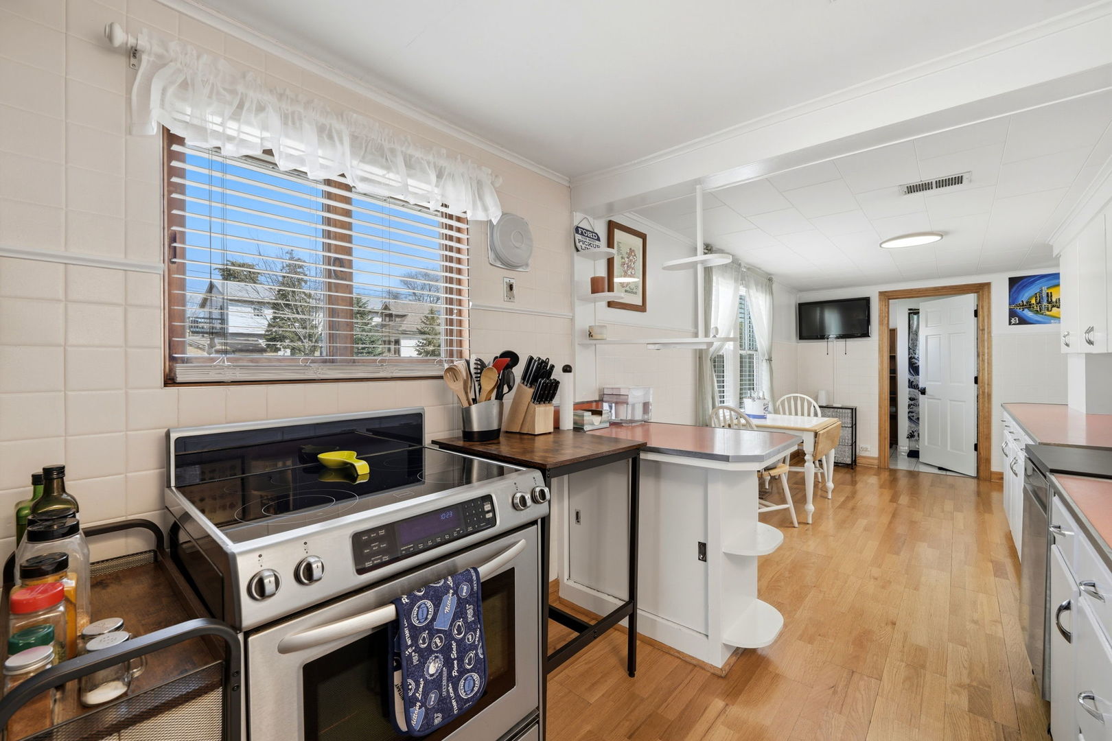 2412 N West Brook Road, Elmwood Park, IL 60707