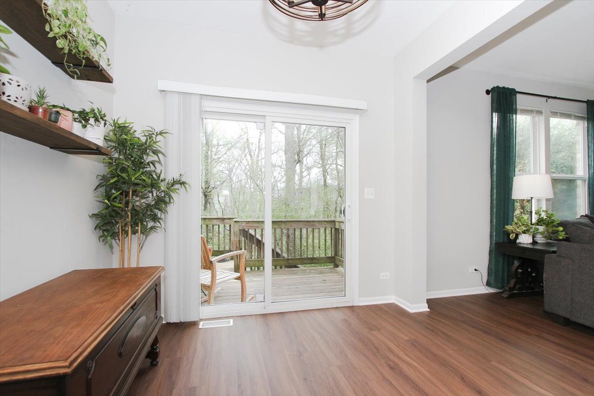 Streamwood, IL 60107