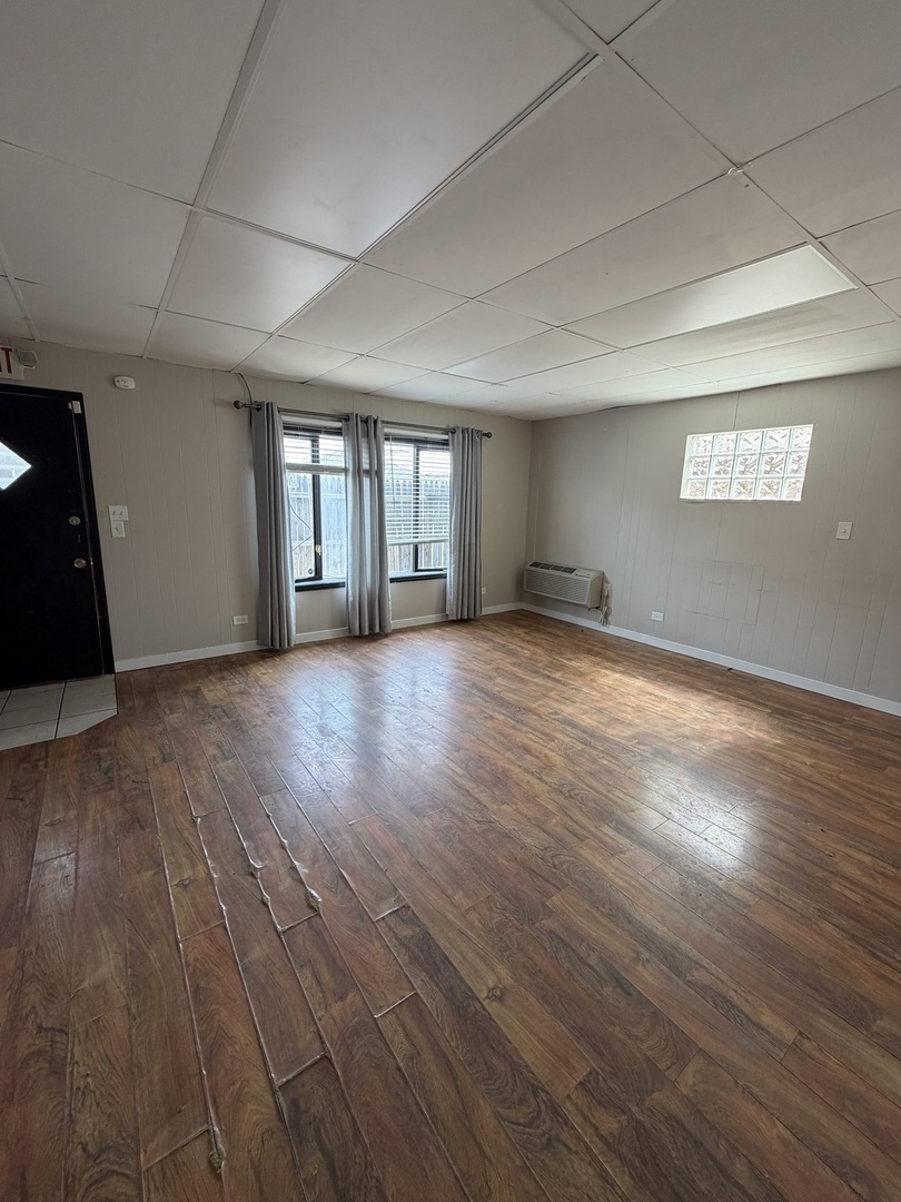 6551 W 63rd Street, Chicago, IL 60638