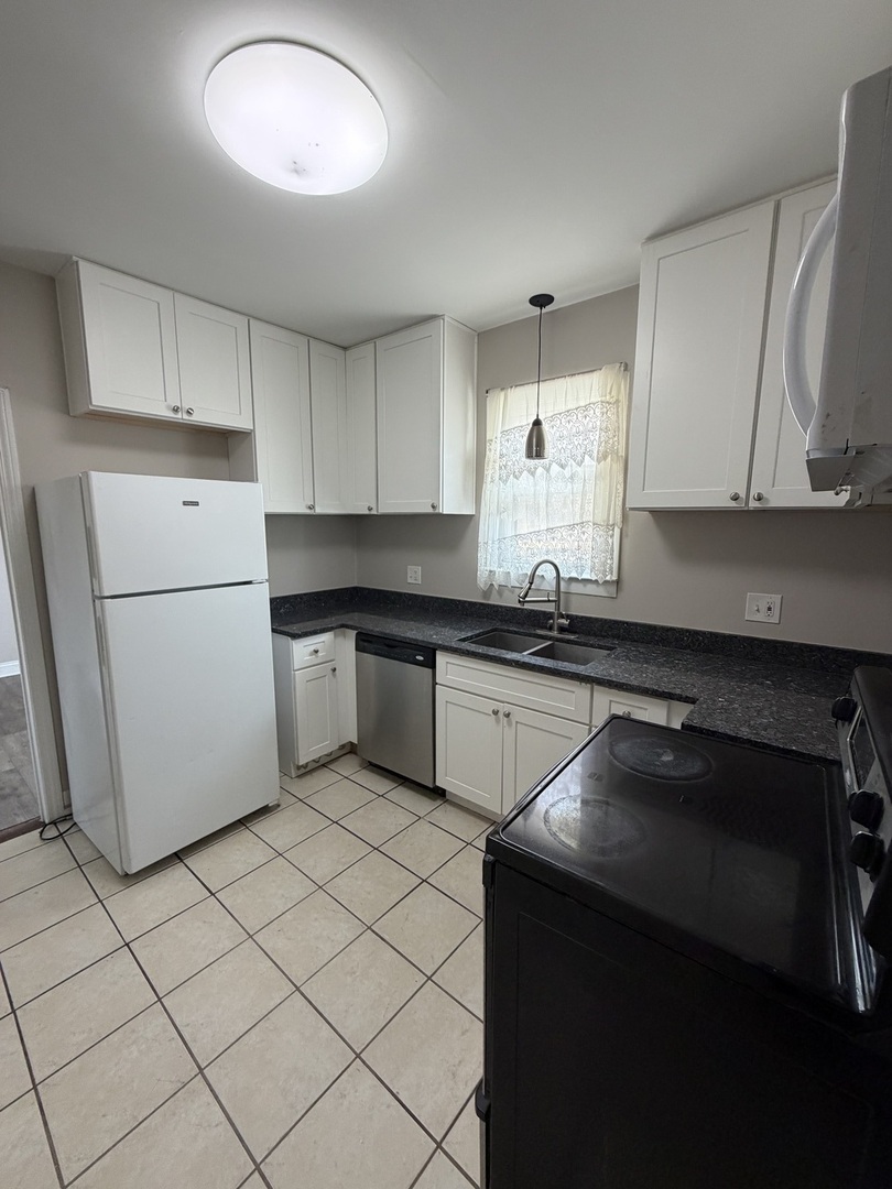 6551 W 63rd Street, Chicago, IL 60638