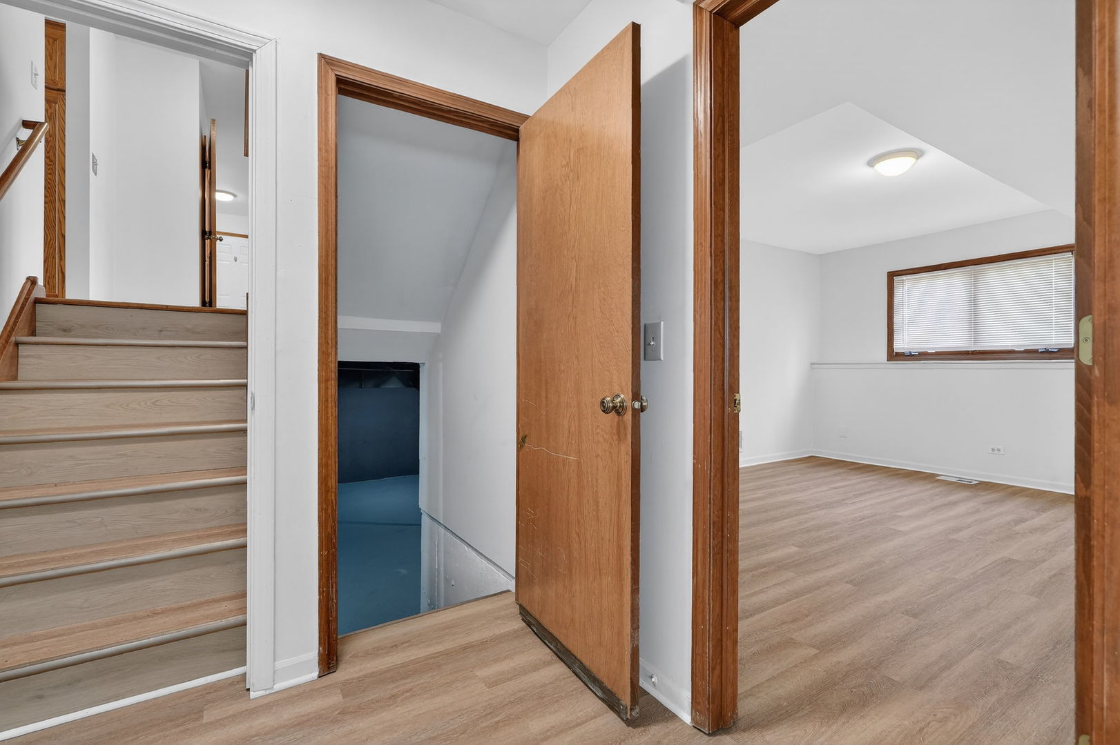 420 Windsor Drive, Oswego, IL 60543