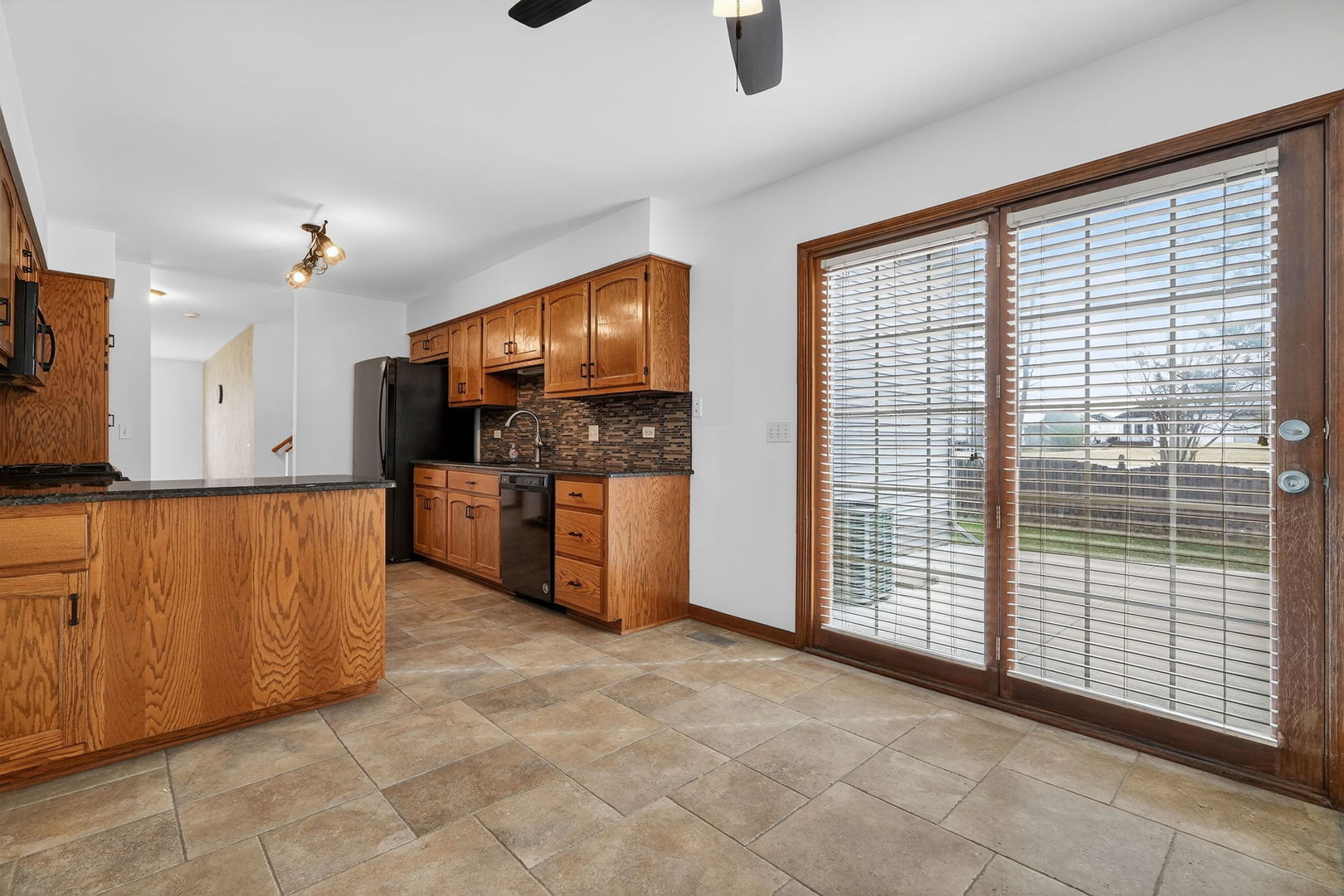 420 Windsor Drive, Oswego, IL 60543