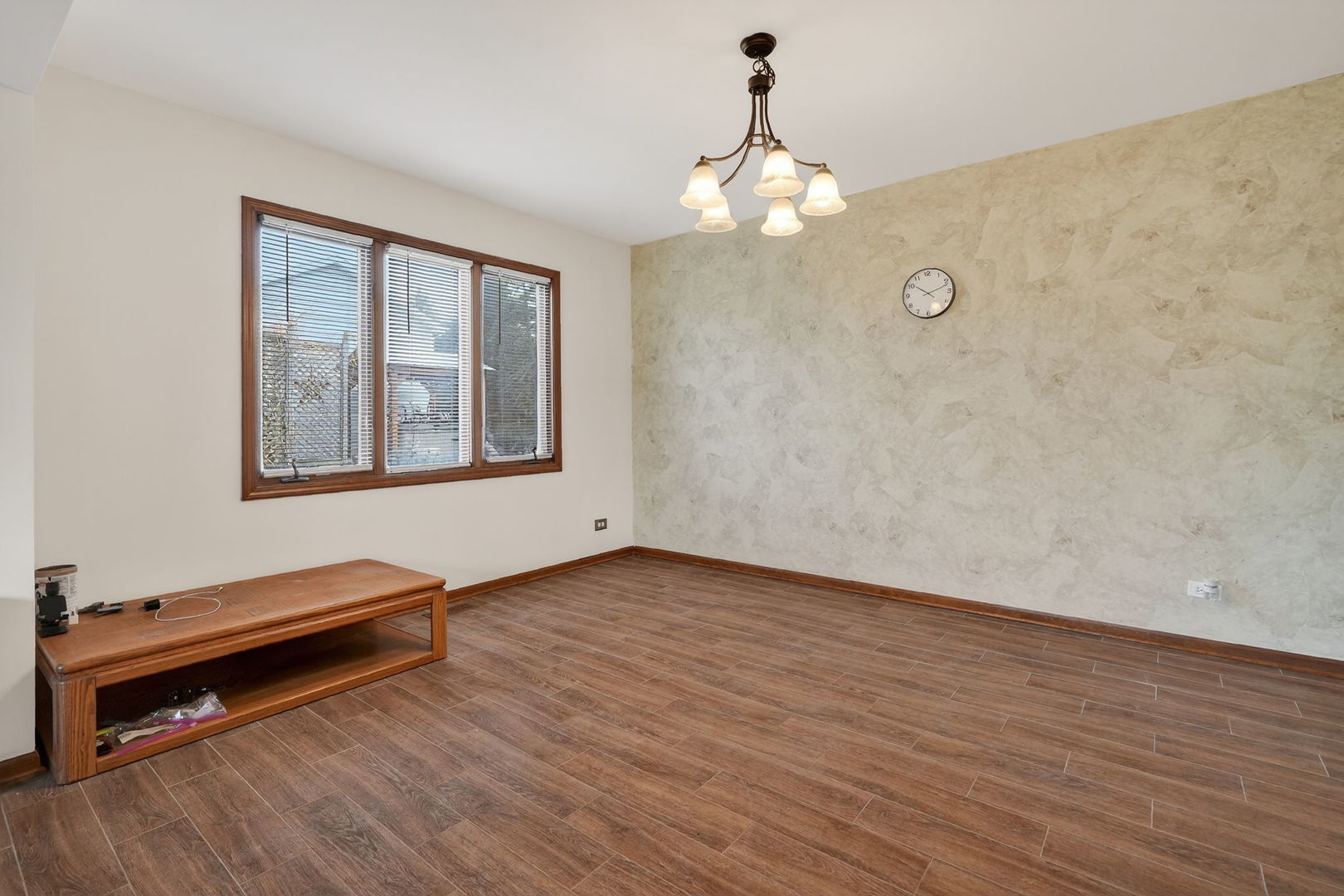 420 Windsor Drive, Oswego, IL 60543