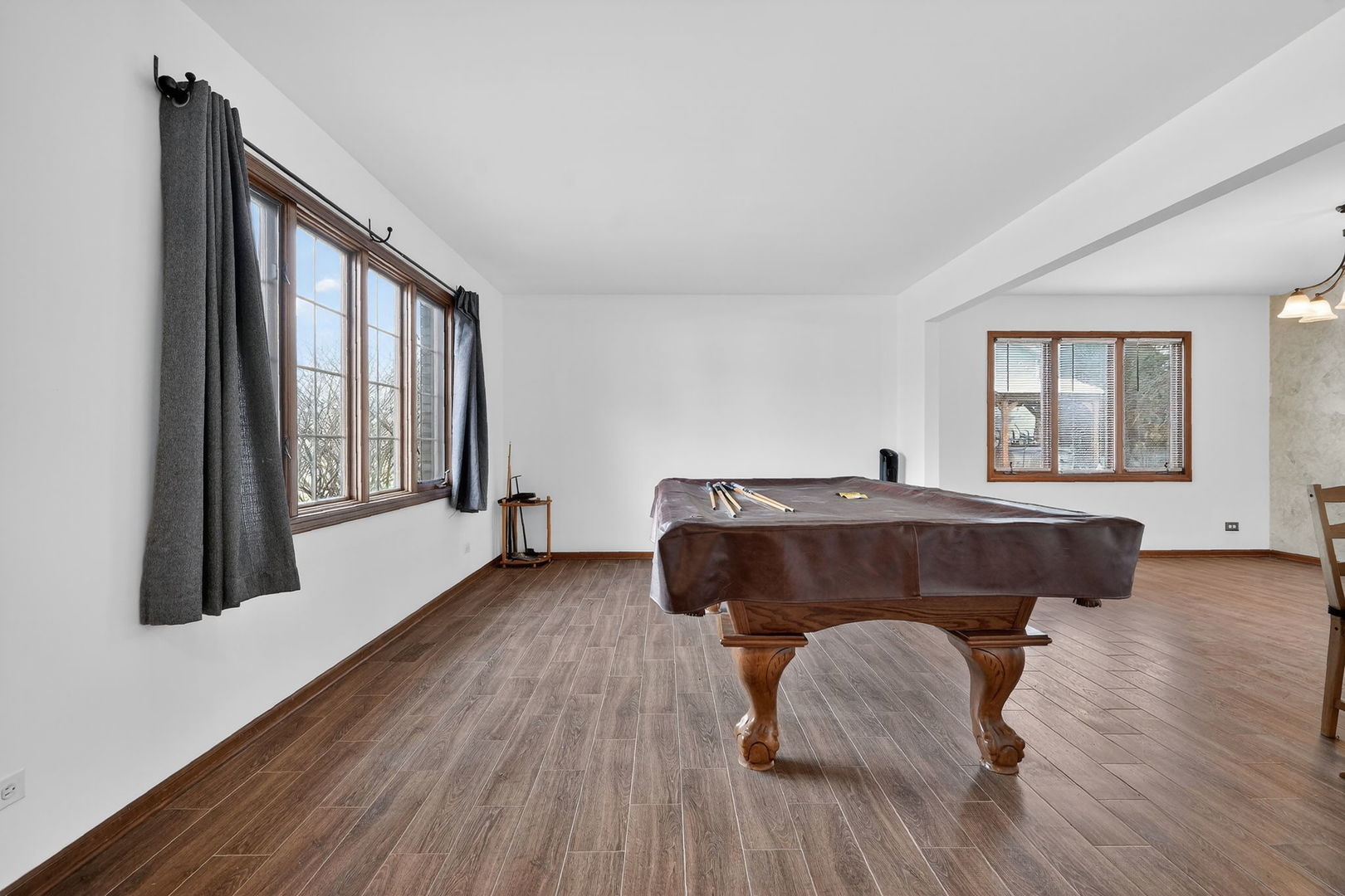 420 Windsor Drive, Oswego, IL 60543