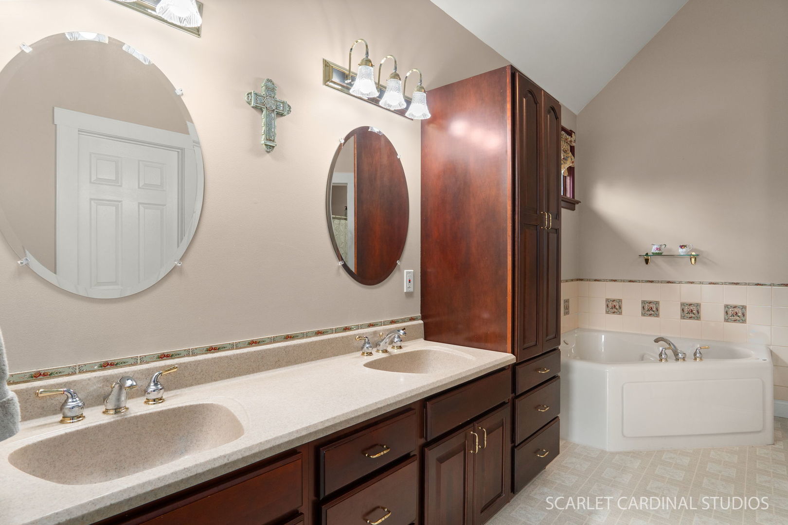 293 Farm Court, Yorkville, IL 60560