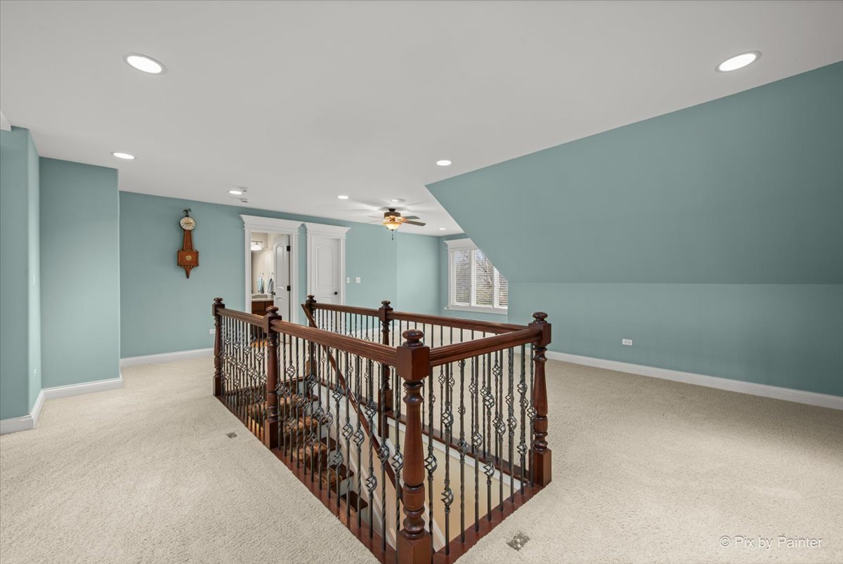 434 W Benton Avenue, Naperville, IL 60540