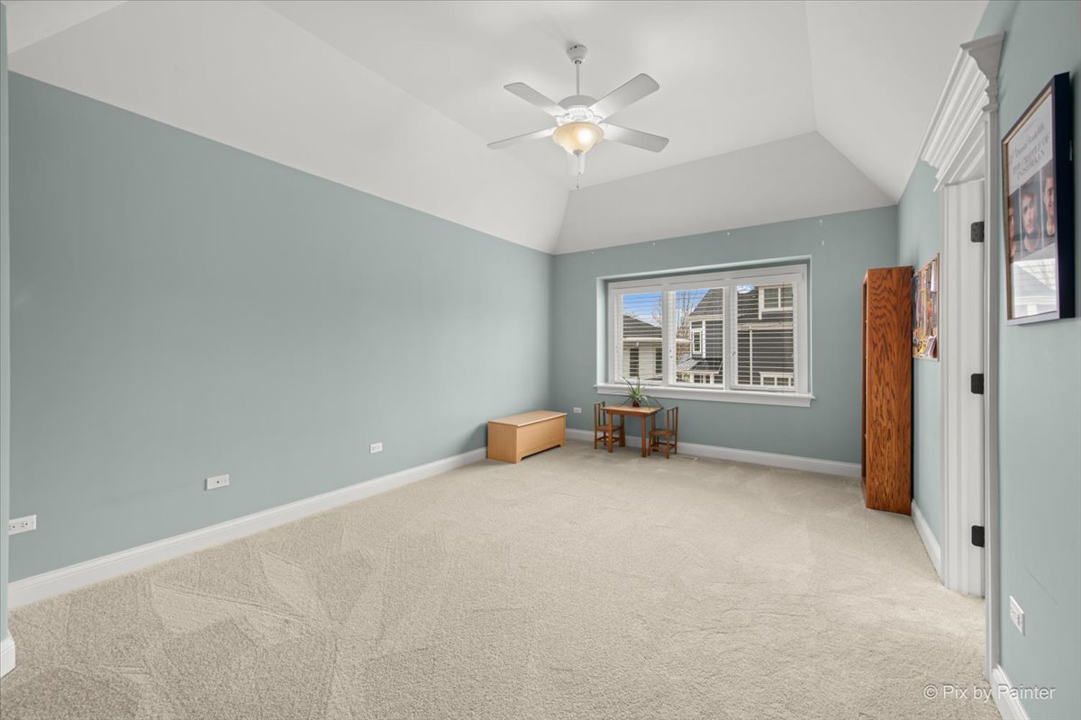 434 W Benton Avenue, Naperville, IL 60540