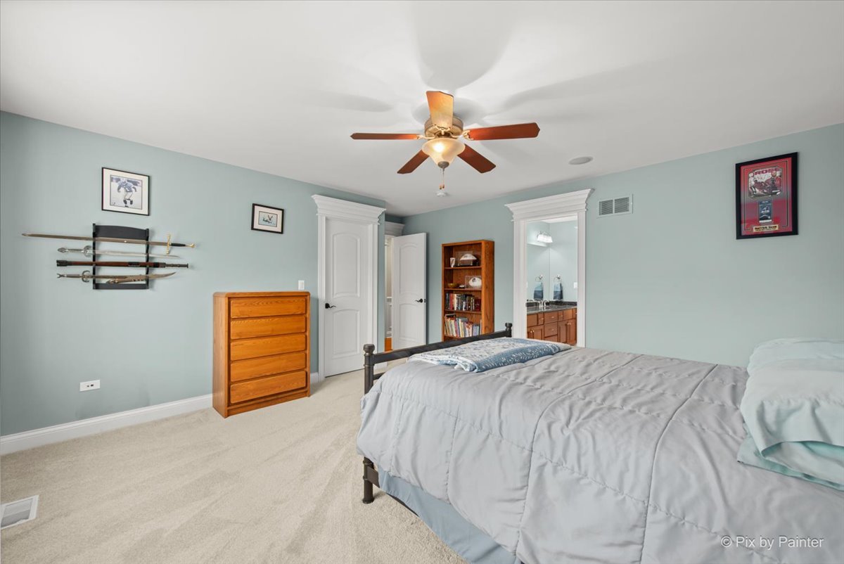 434 W Benton Avenue, Naperville, IL 60540