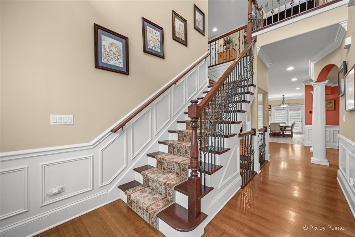 434 W Benton Avenue, Naperville, IL 60540