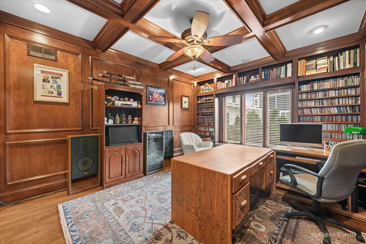 434 W Benton Avenue, Naperville, IL 60540