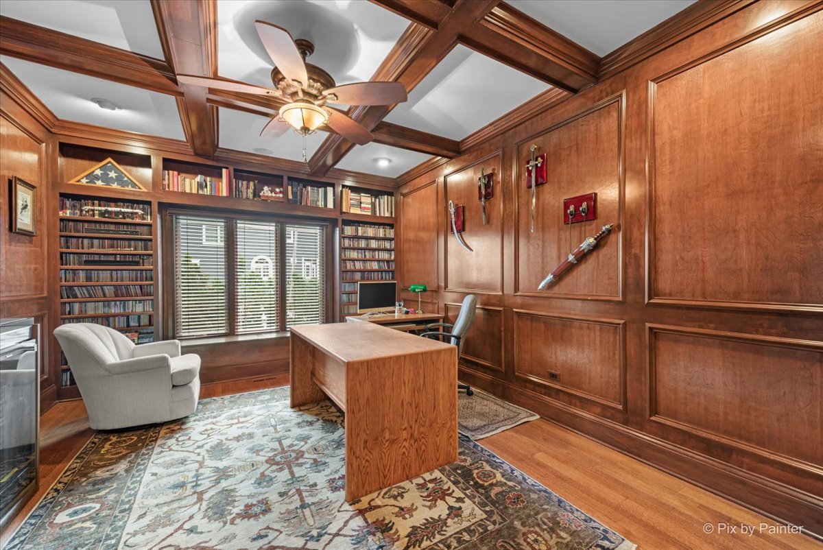 434 W Benton Avenue, Naperville, IL 60540