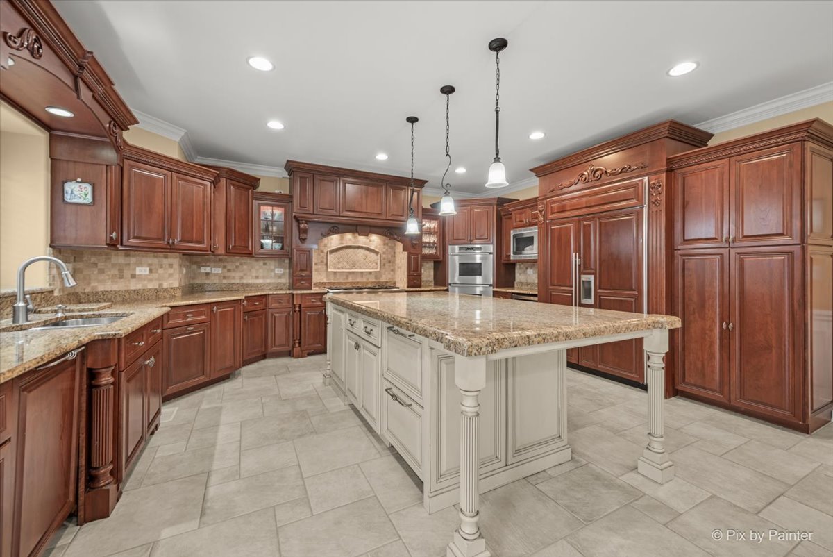 434 W Benton Avenue, Naperville, IL 60540