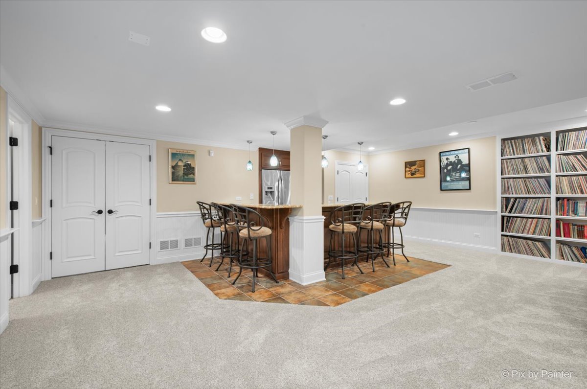 434 W Benton Avenue, Naperville, IL 60540