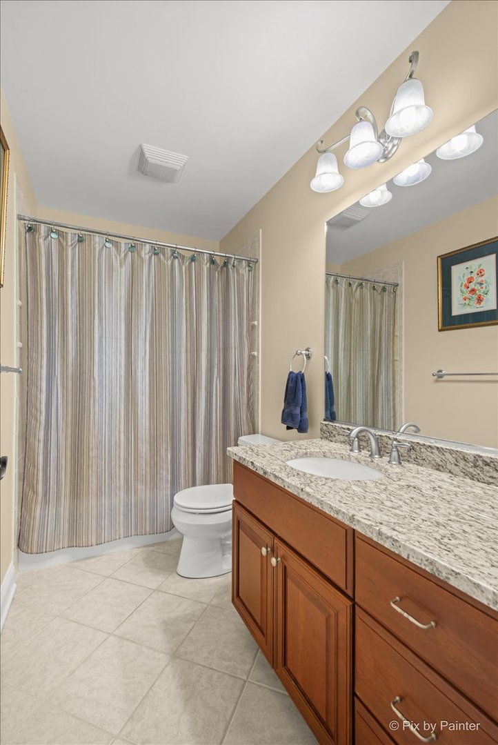 434 W Benton Avenue, Naperville, IL 60540