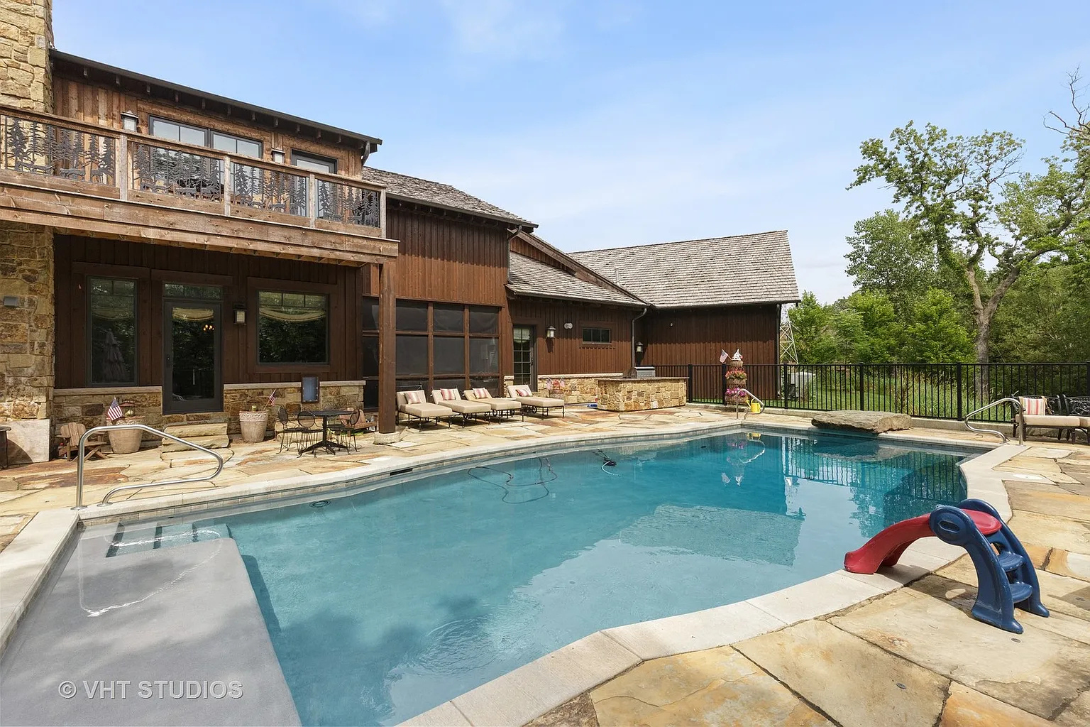 14N306 Highland Avenue, Elgin, IL 60123