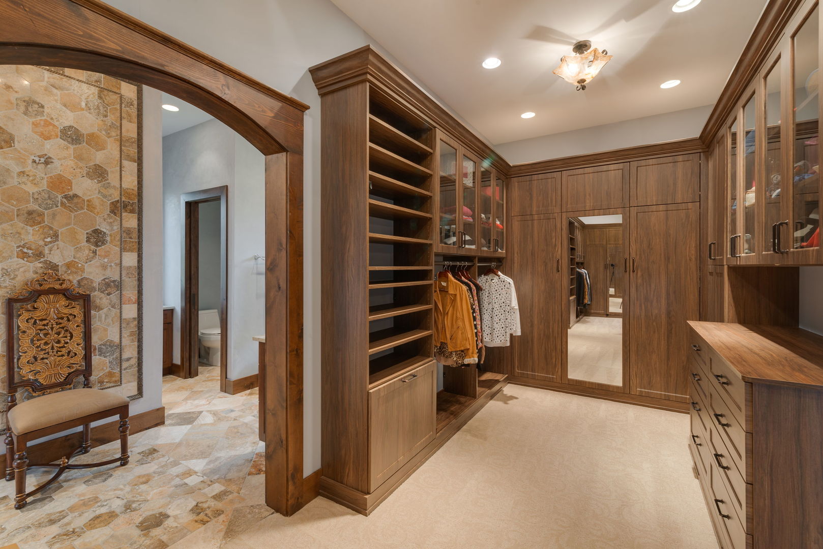 14N306 Highland Avenue, Elgin, IL 60123