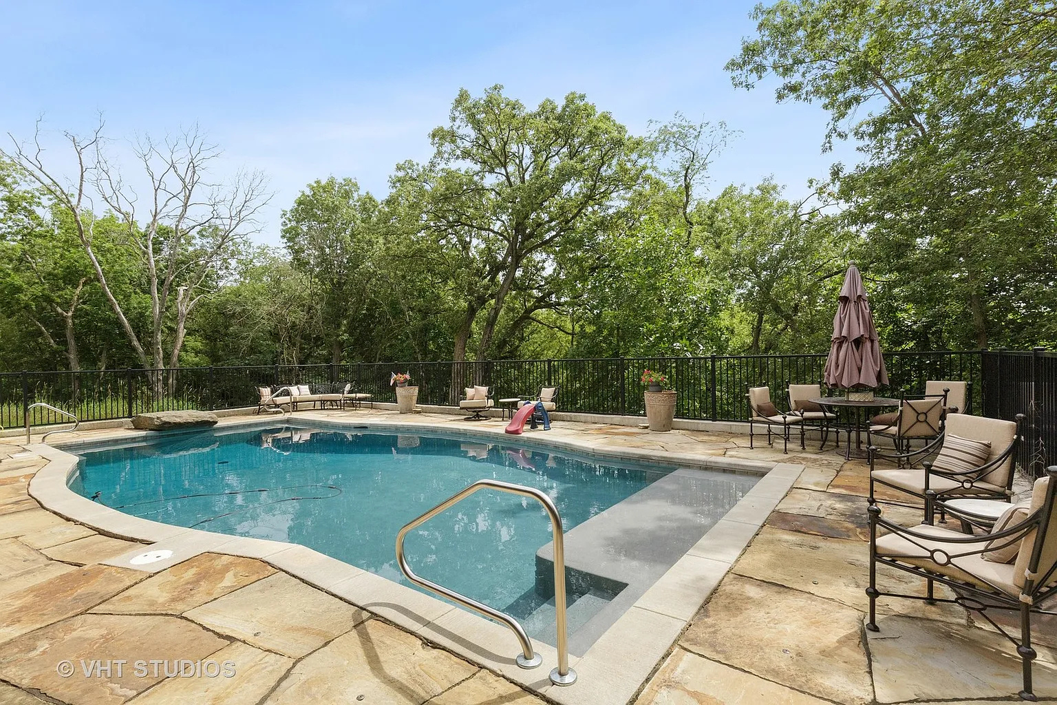 14N306 Highland Avenue, Elgin, IL 60123